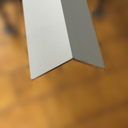 Angolare Alluminio argento mm 30x30x1,5 lungh. 2000 mm